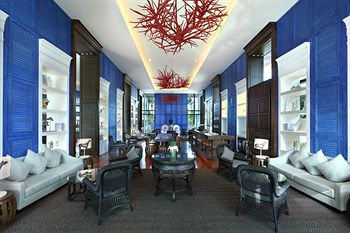 Hotel Lounge