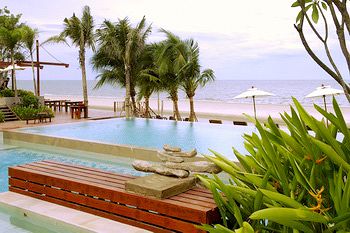 Infinity Pool