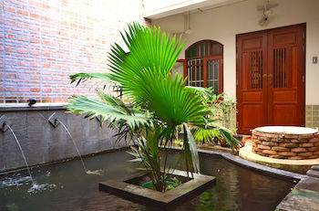 Courtyard View