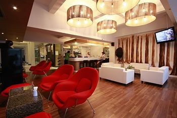 Hotel Lounge
