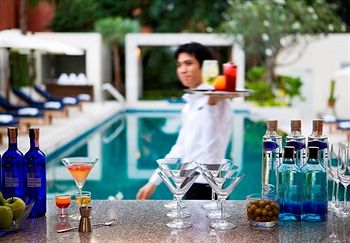 Poolside Bar