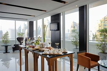 Executive Lounge
