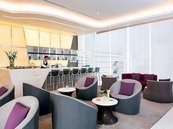 Hotel Lounge