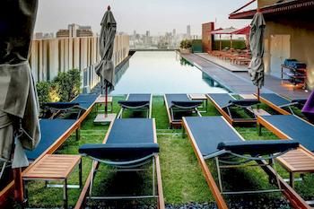 Infinity Pool