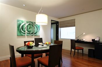 Room Service - Dining