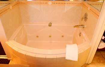 Jetted Tub