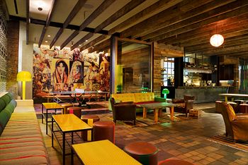 Hotel Lounge