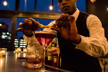 Hotel Bar