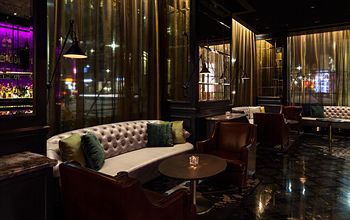 Hotel Lounge