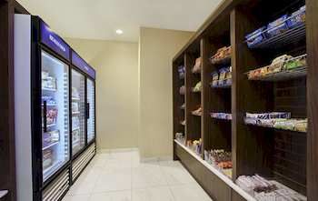 Snack Bar