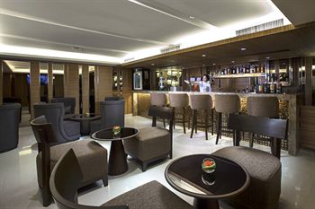 Hotel Lounge