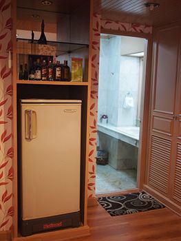 Mini-Refrigerator