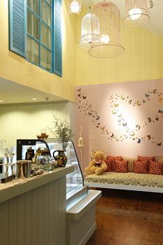 Coffee Shop