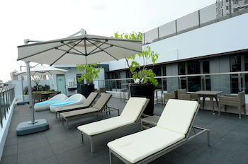 Sundeck