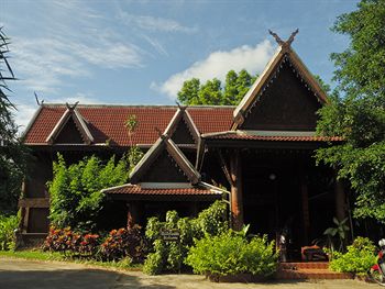 班泰渡假飯店 Baan Thai Resort
