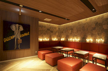 Hotel Lounge