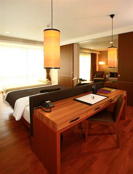 In-Room Business Center