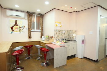In-Room Kitchenette
