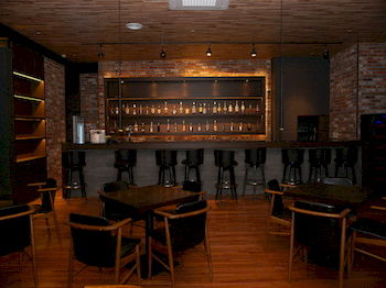 Hotel Lounge