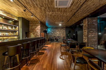 Hotel Bar