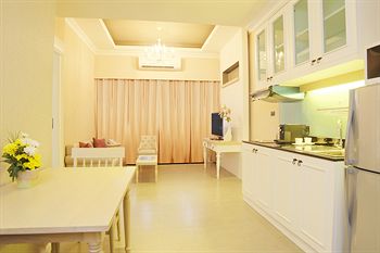 In-Room Kitchenette