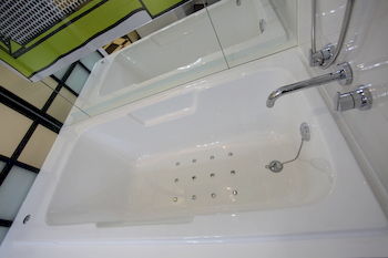 Jetted Tub