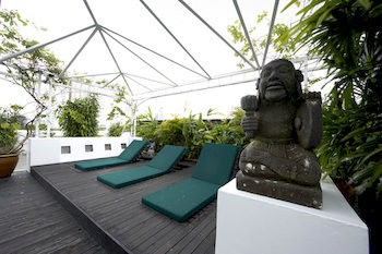 Sundeck