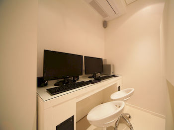 In-Room Business Center