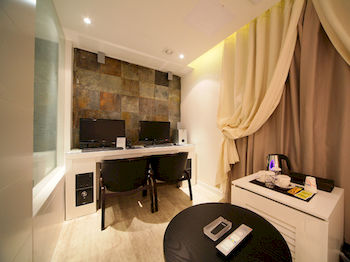 In-Room Business Center