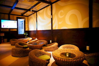Executive Lounge