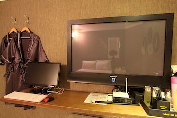 In-Room Business Center