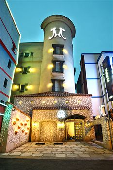 Hotel Front - Evening/Night