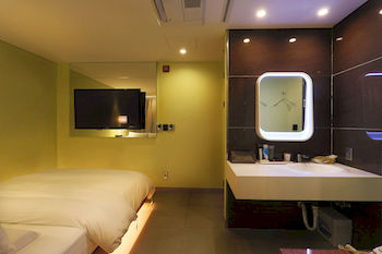 Guestroom View