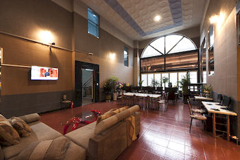 Hotel Bar