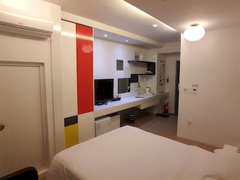 Guestroom