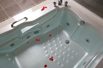 Jetted Tub