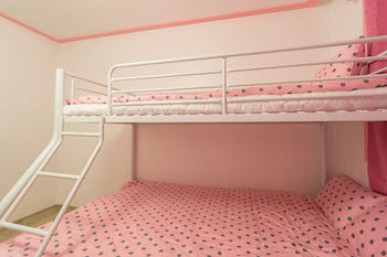 Childrens Theme Room
