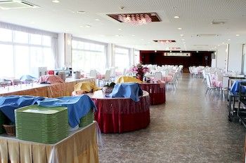 Family Dining