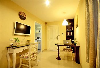 In-Room Business Center