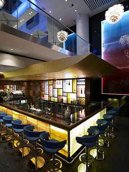 Hotel Bar