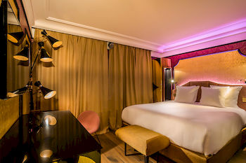 Guestroom