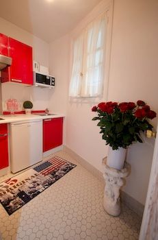 In-Room Kitchen