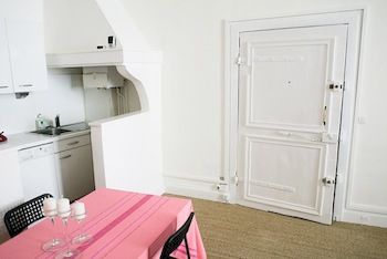 In-Room Kitchen