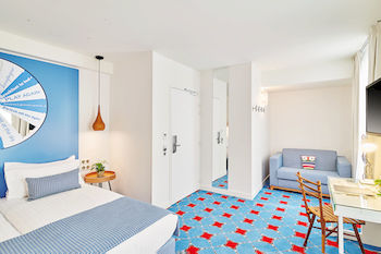 Guestroom