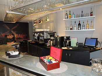 Snack Bar