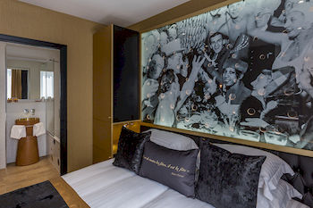 Guestroom