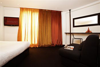 Guestroom