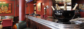 Hotel Bar