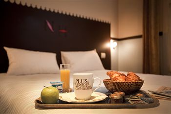 Room Service - Dining