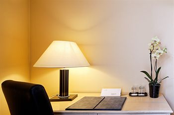 In-Room Business Center
